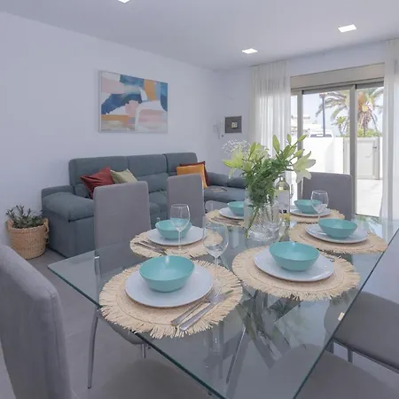 Poris 1 Beachfront By Holidays *