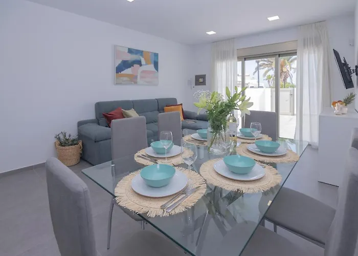 Poris 1 Beachfront By Holidays *