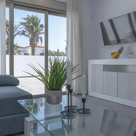 Appartamento Family 1 Beachfront By Holidays *