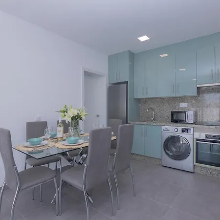 아파트 Poris 1 Beachfront By Holidays