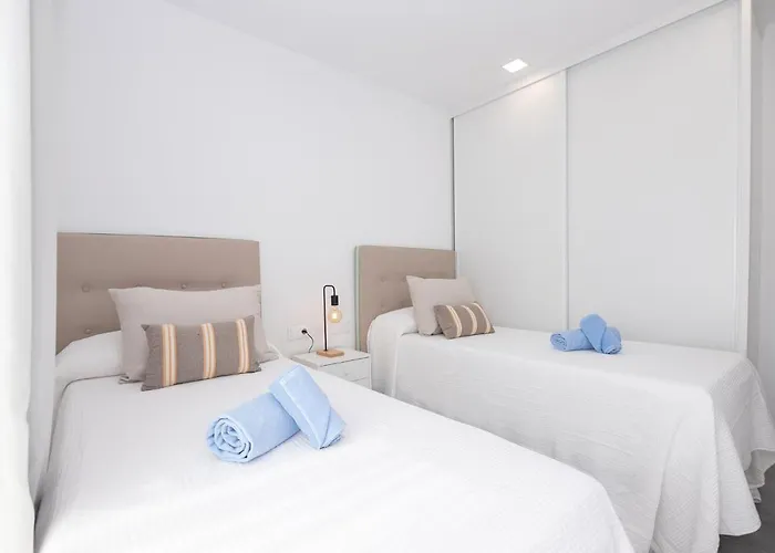 Poris 1 Beachfront By Holidays Appartement